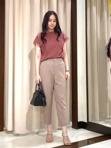 ANY SIS STAFF コーディネート画像