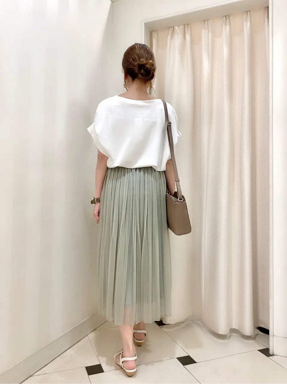 ANY SIS 金井 コーディネート画像