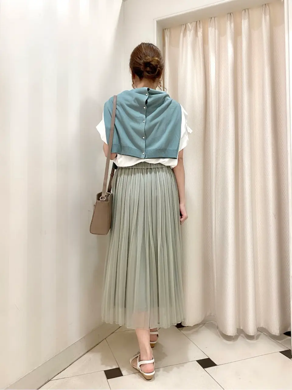 ANY SIS 金井 コーディネート画像