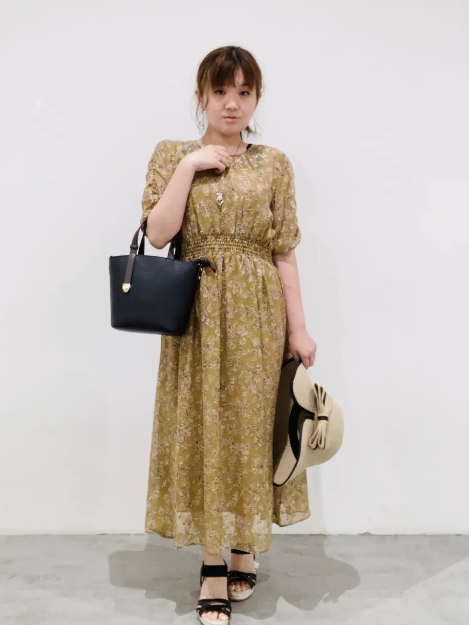 ANY SIS 川根　彩 コーディネート画像