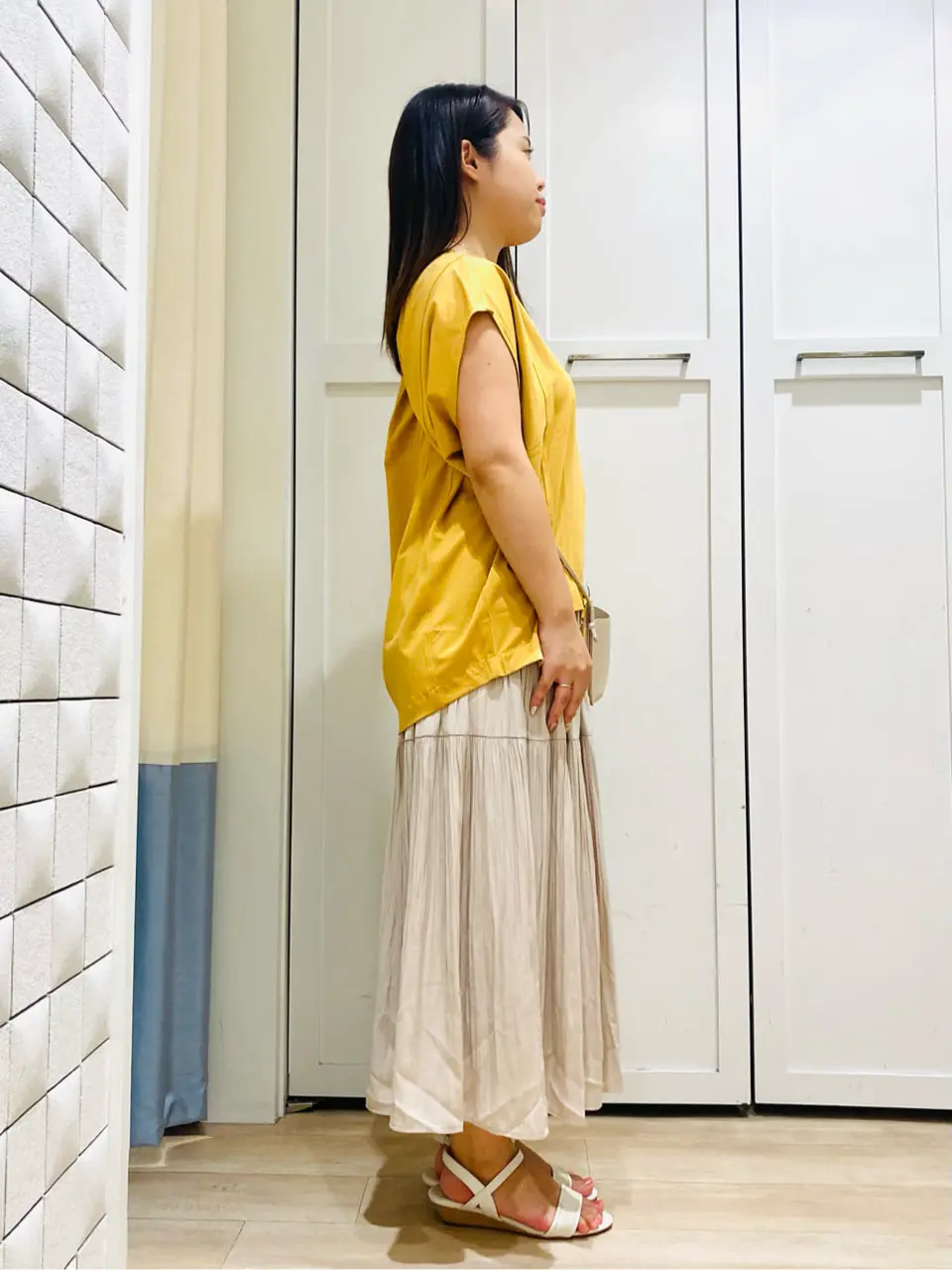 ANY SIS スタッフ コーディネート画像