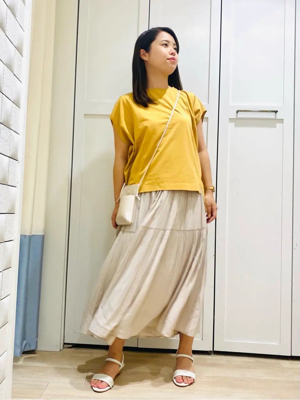 ANY SIS スタッフ コーディネート画像