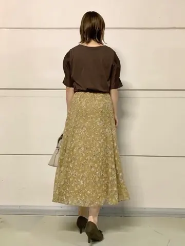 ANY SIS tomo コーディネート画像