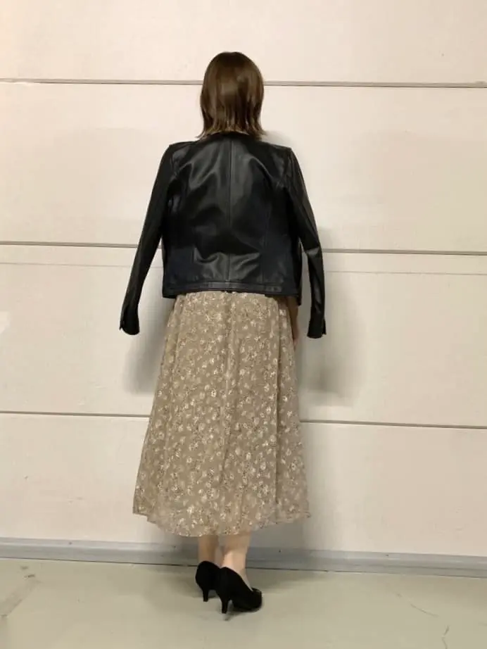 ANY SIS tomo コーディネート画像