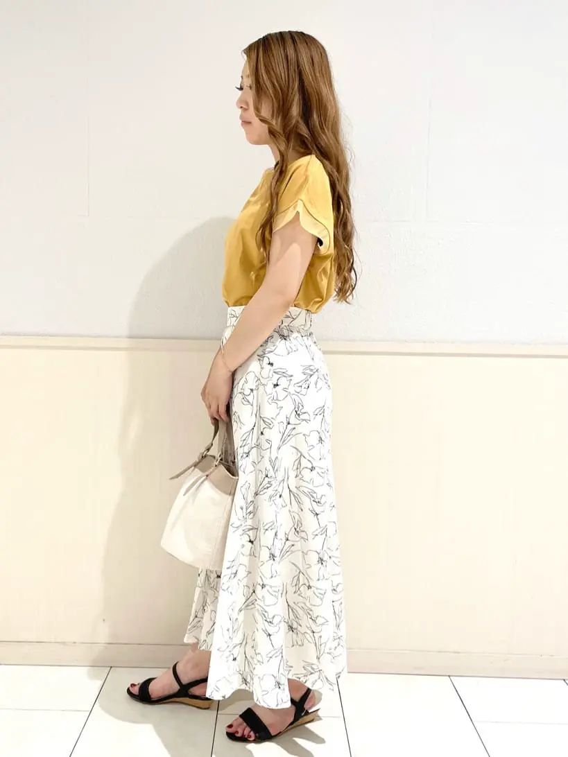 ANY SIS 土居 コーディネート画像