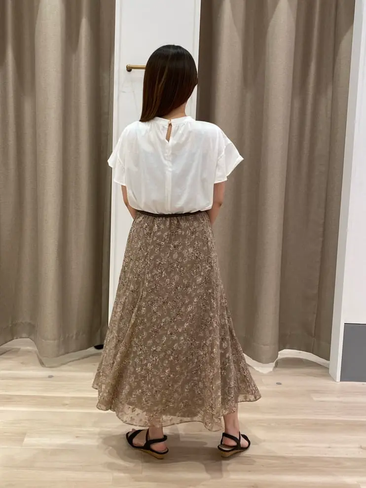 ANY SIS 瀬野 コーディネート画像