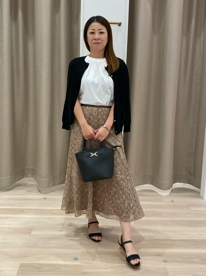 ANY SIS 瀬野 コーディネート画像