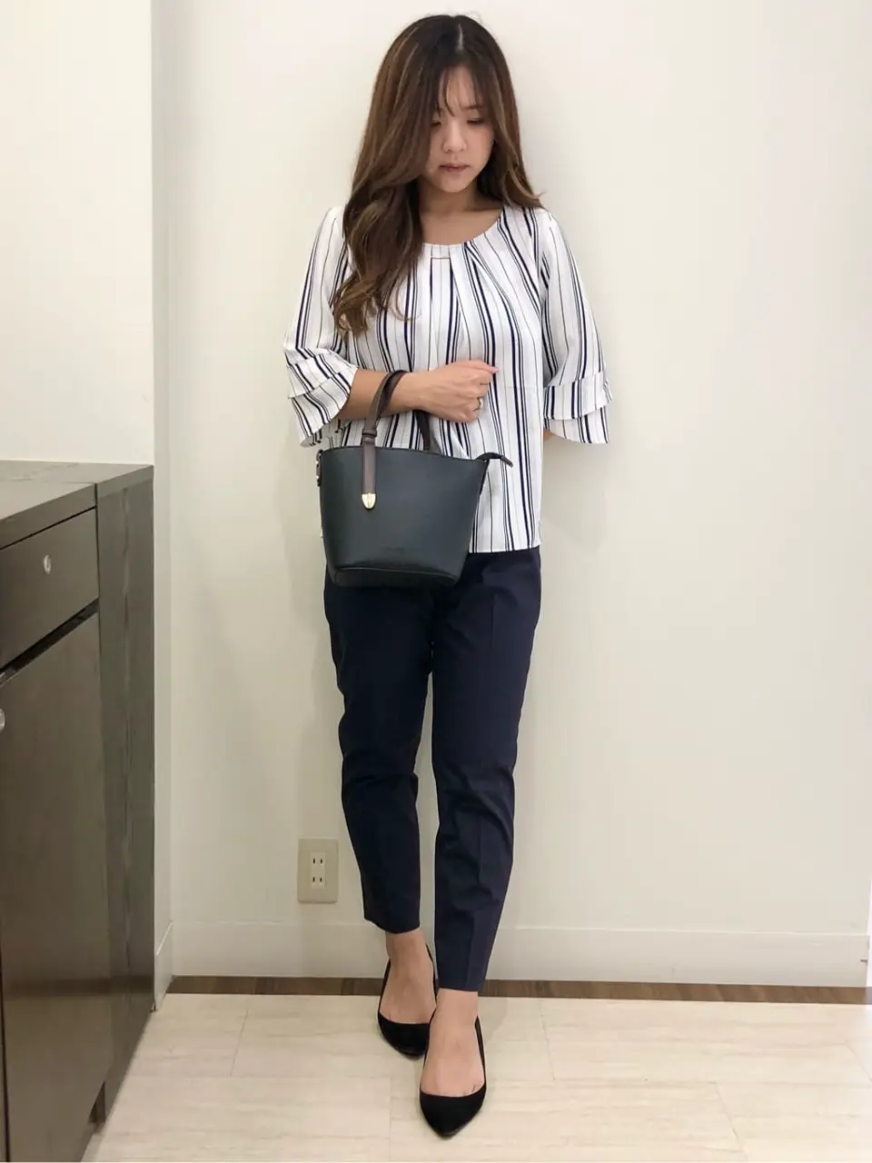 ANY SIS スタッフ コーディネート画像