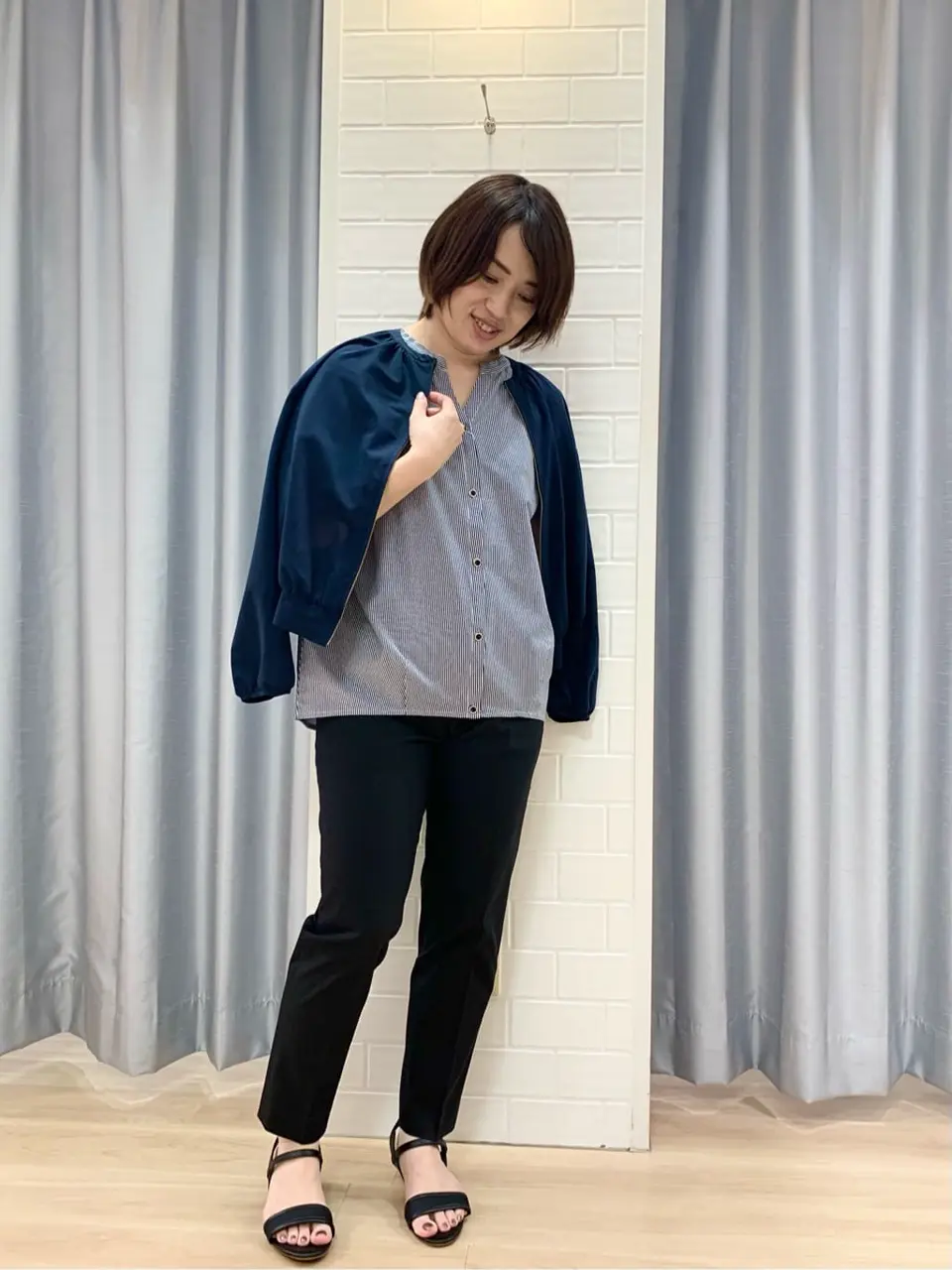 ANY SIS 丸岡 コーディネート画像