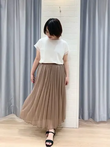 ANY SIS 丸岡 コーディネート画像