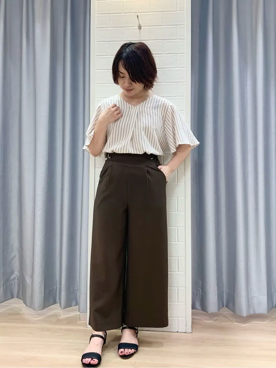 ANY SIS 丸岡 コーディネート画像