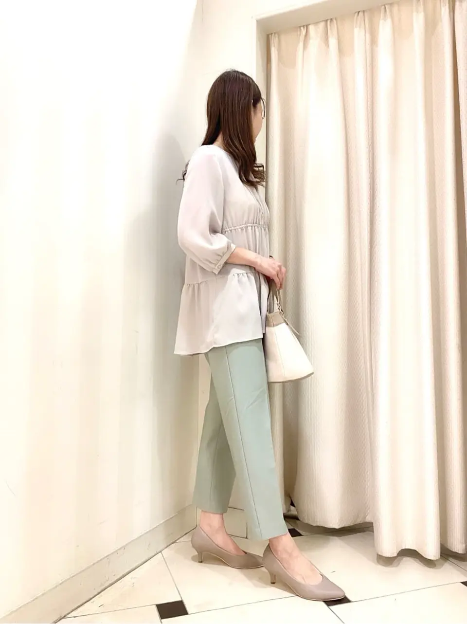 ANY SIS 金井 コーディネート画像