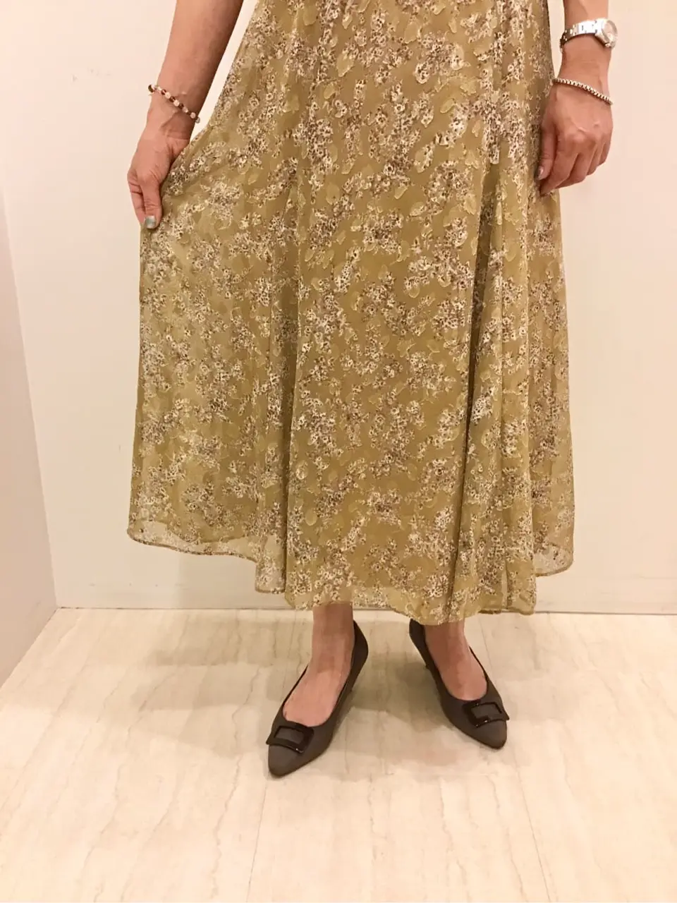 ANY SIS 藤森 コーディネート画像