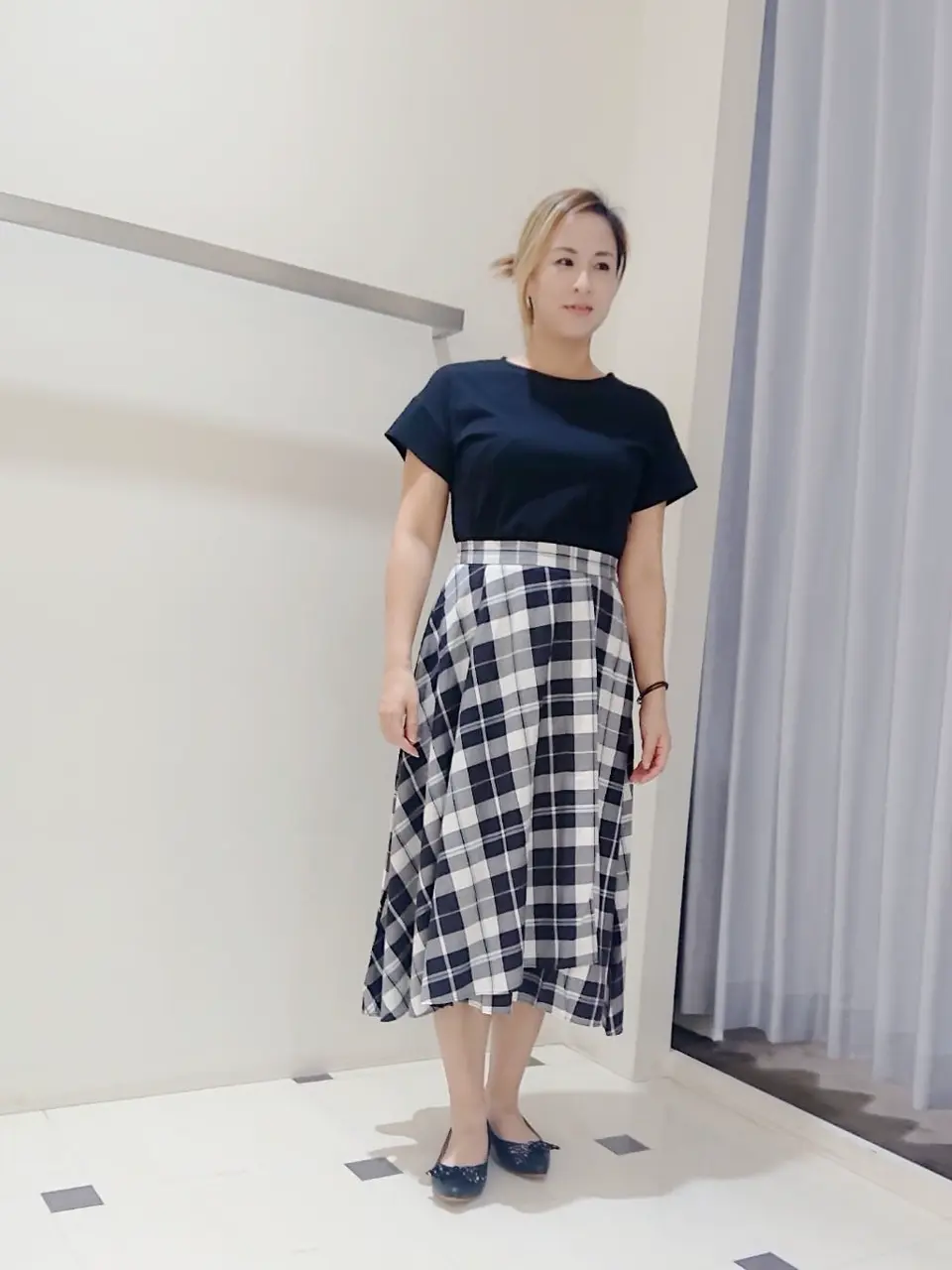 ANY SIS 加藤 コーディネート画像