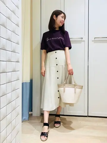 ANY SIS スタッフ コーディネート画像