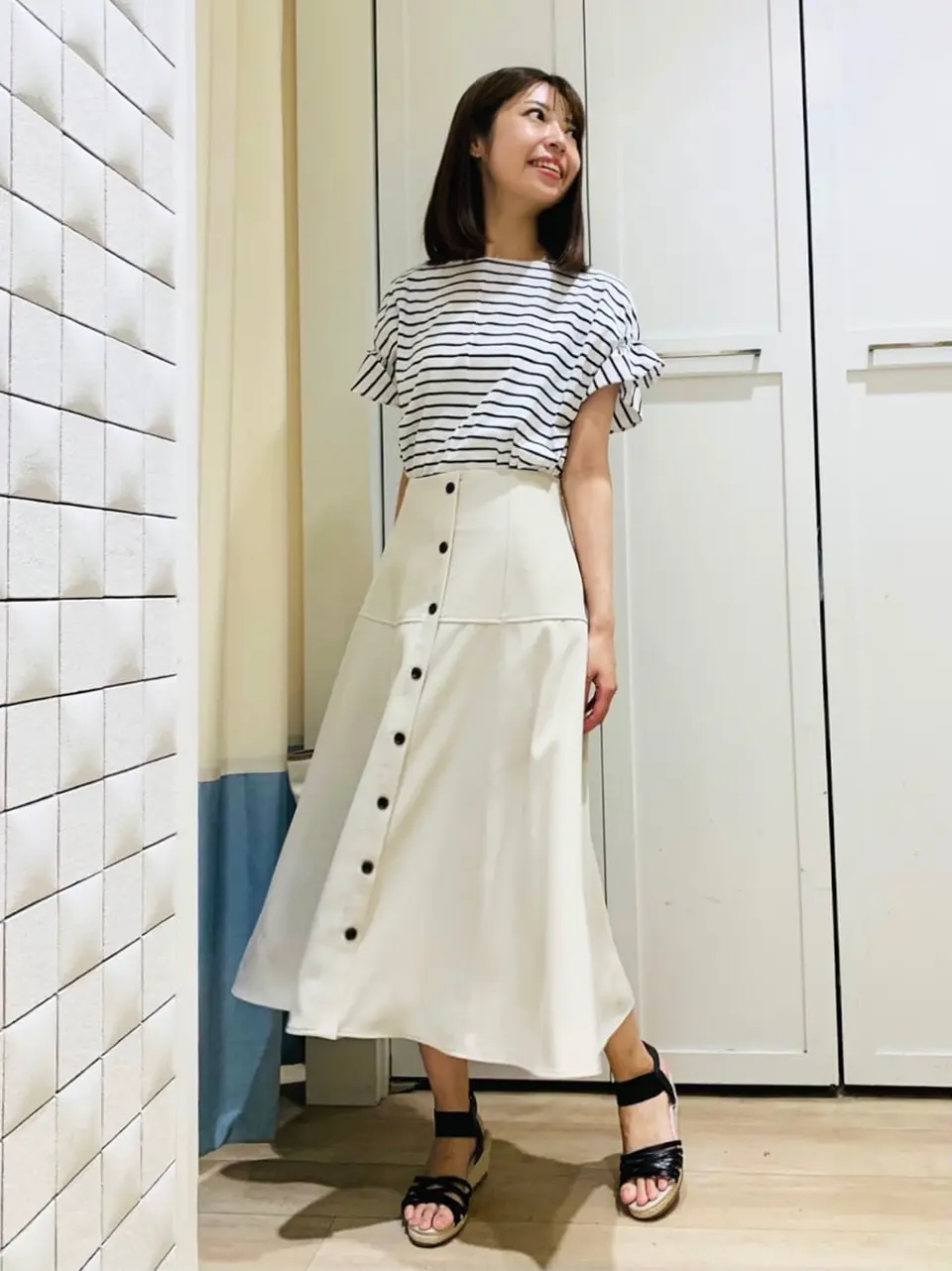 ANY SIS スタッフ コーディネート画像