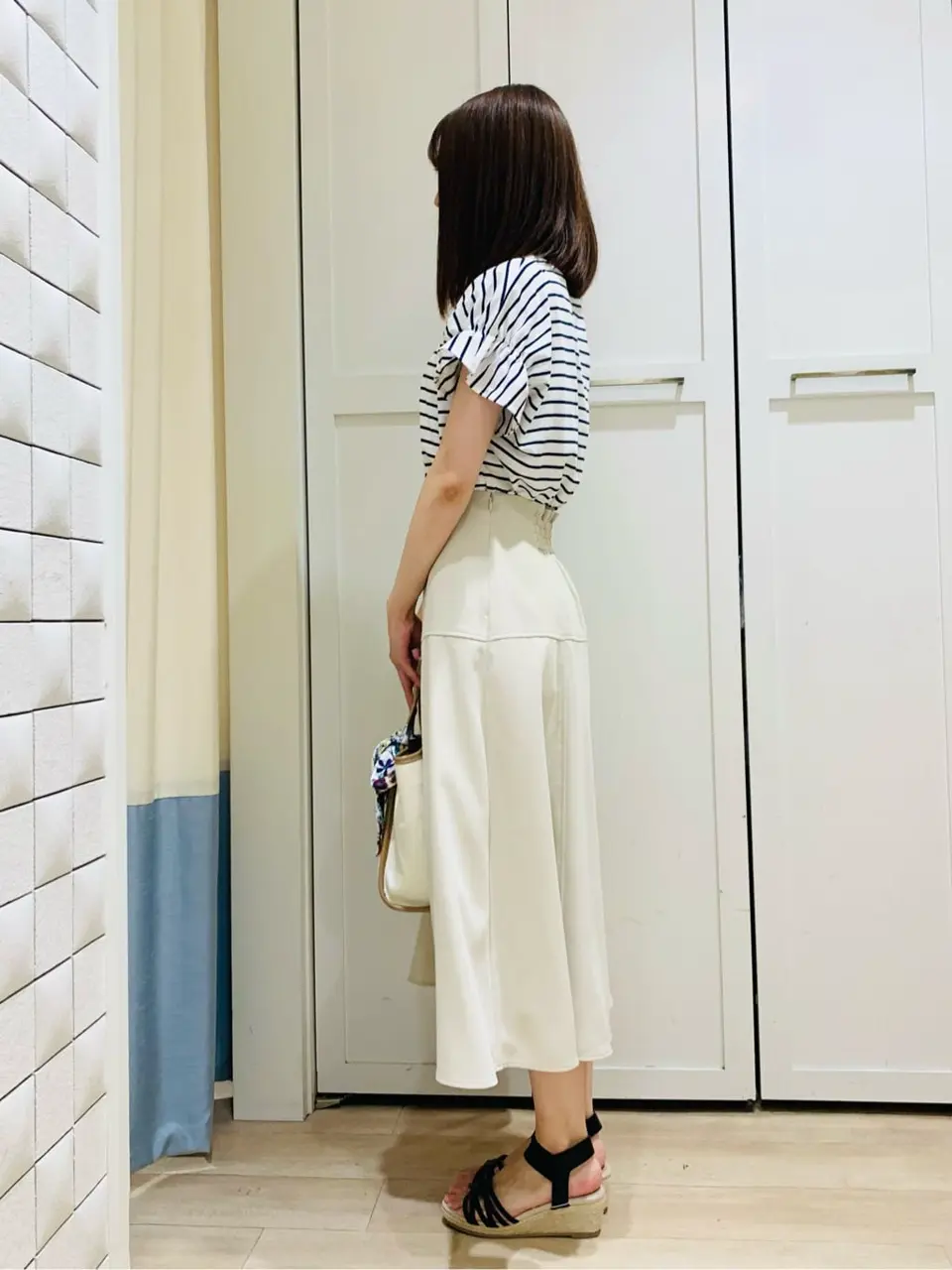 ANY SIS スタッフ コーディネート画像