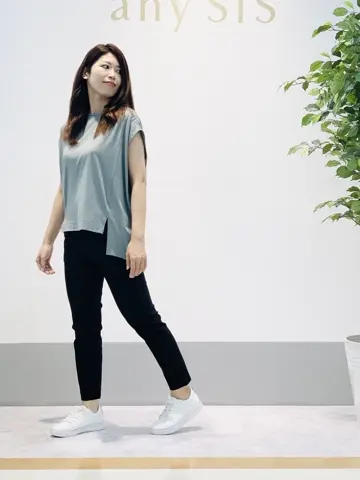 ANY SIS 岡本 コーディネート画像