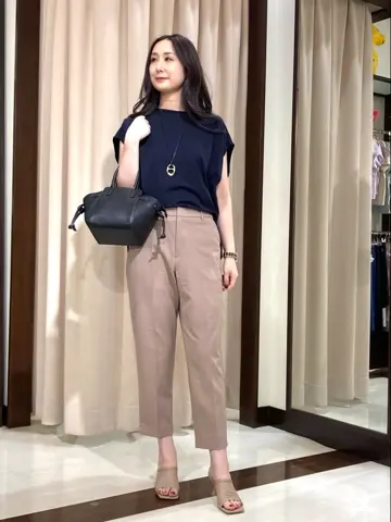 ANY SIS STAFF コーディネート画像