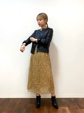 ANY SIS スタッフ コーディネート画像