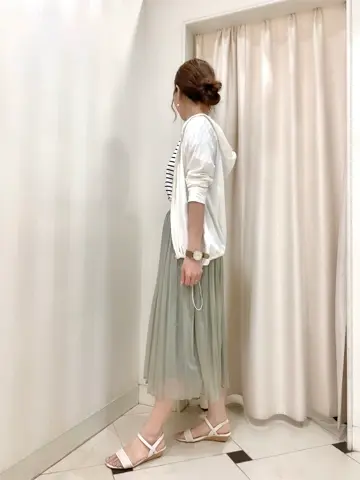 ANY SIS 金井 コーディネート画像