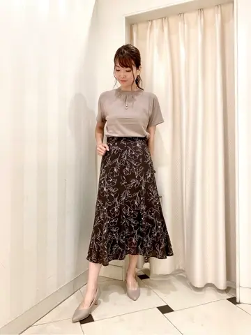 ANY SIS 金井 コーディネート画像