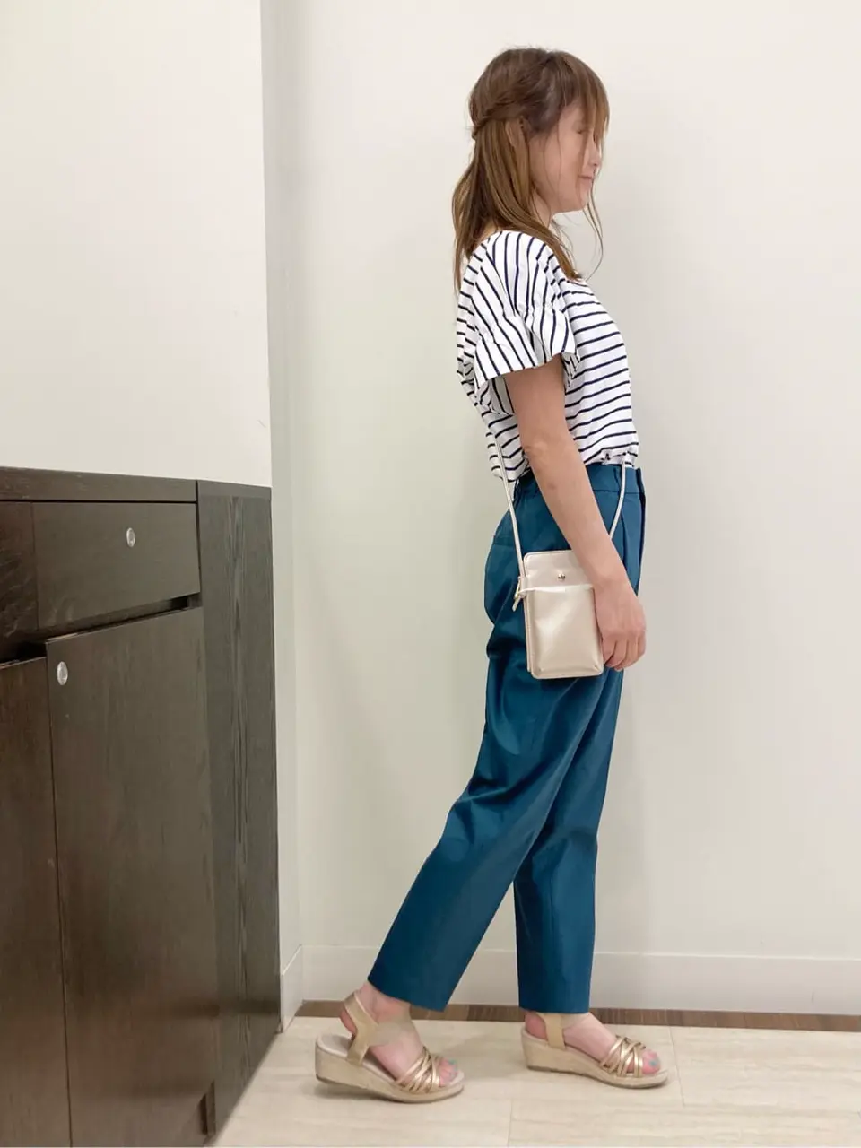 ANY SIS スタッフ コーディネート画像