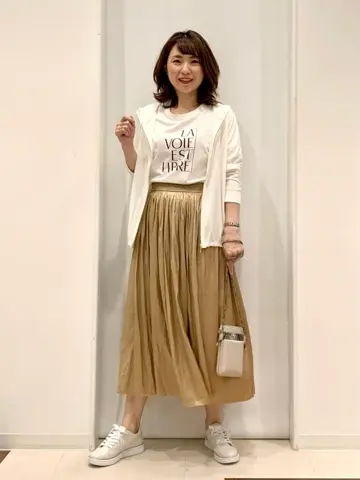 ANY SIS 横田 コーディネート画像