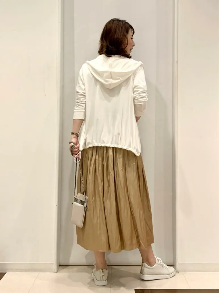 ANY SIS 横田 コーディネート画像