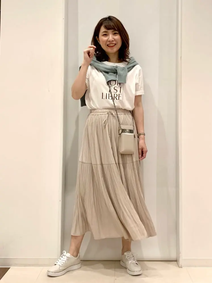 ANY SIS 横田 コーディネート画像