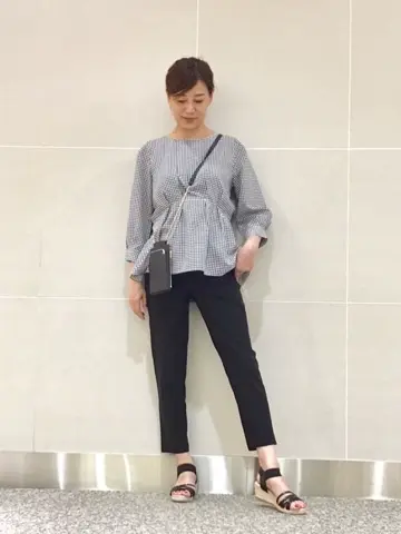 ANY SIS スタッフ コーディネート画像