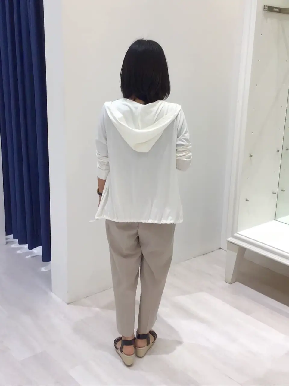 ANY SIS スタッフ コーディネート画像