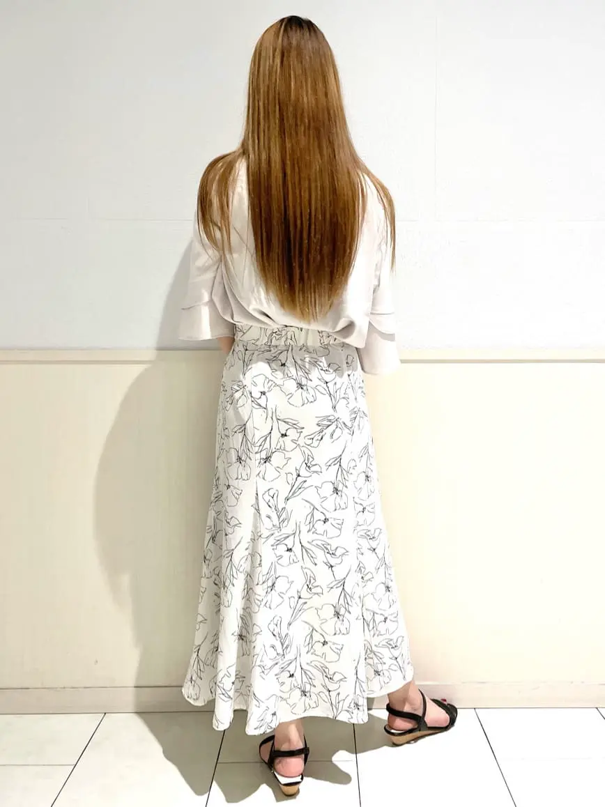 ANY SIS 土居 コーディネート画像