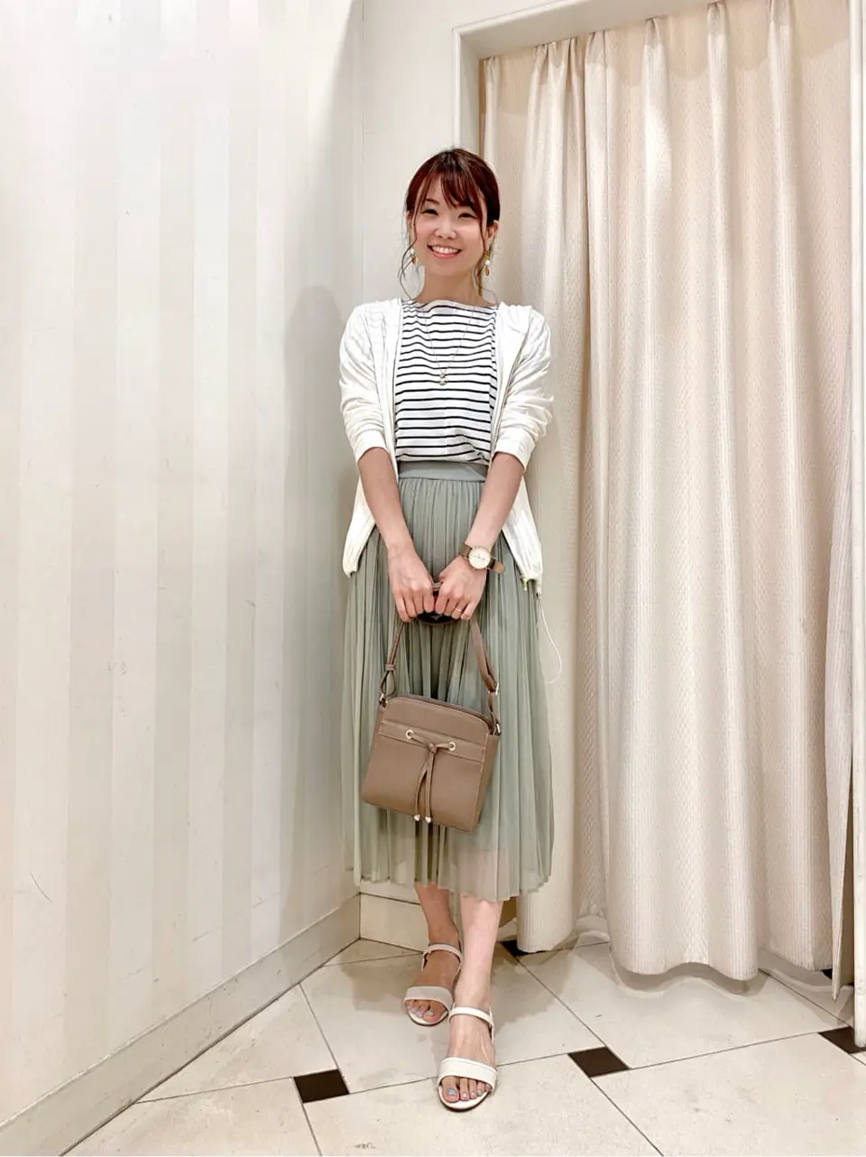 ANY SIS 金井 コーディネート画像