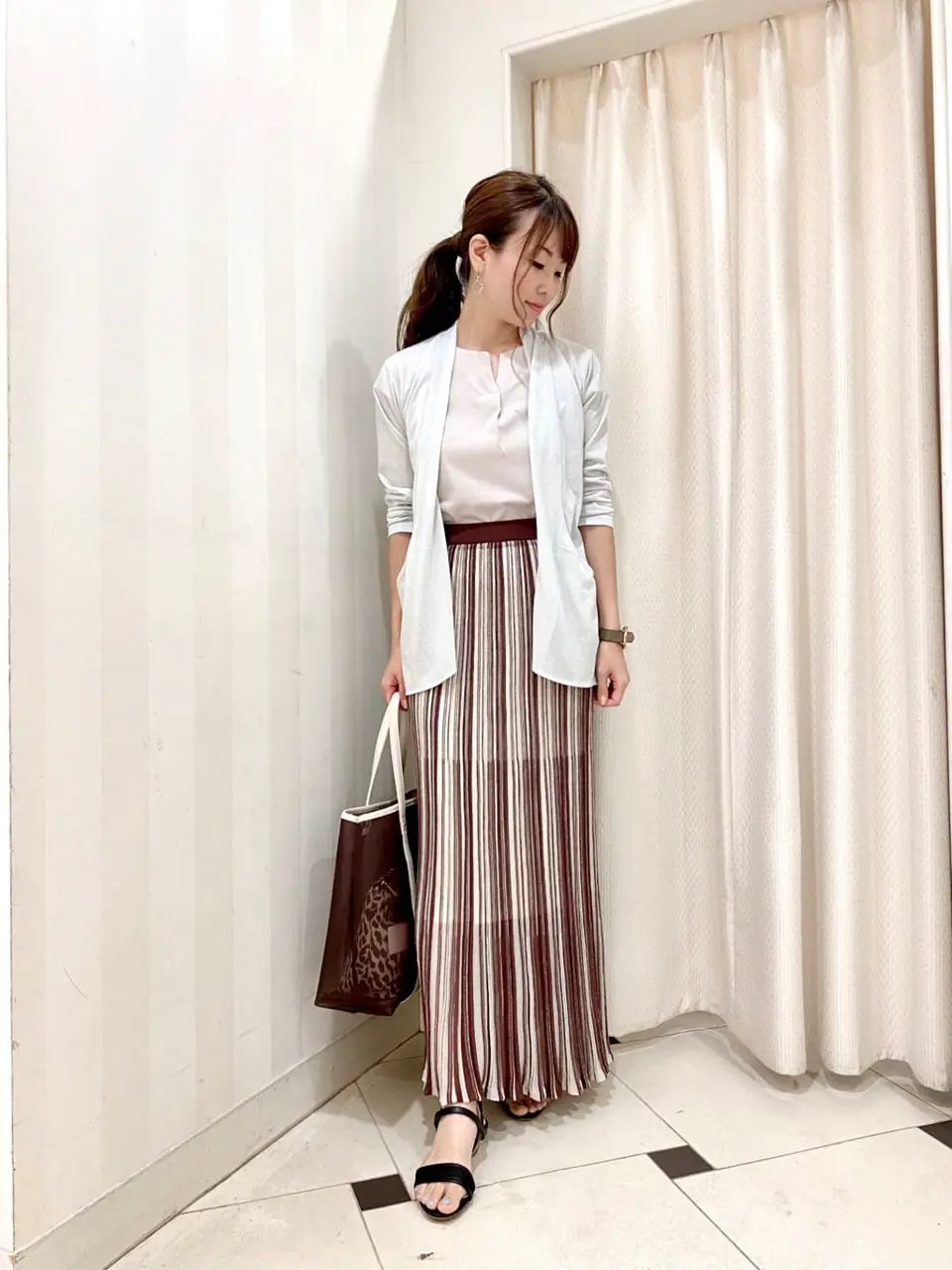 ANY SIS 金井 コーディネート画像