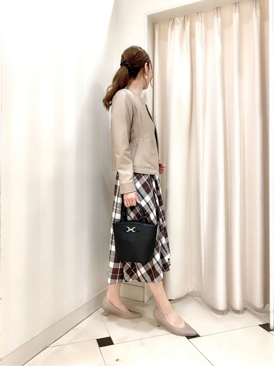 ANY SIS 金井 コーディネート画像