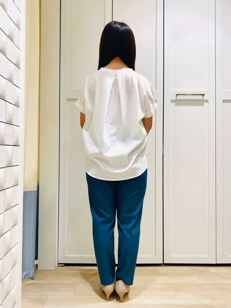 ANY SIS スタッフ コーディネート画像