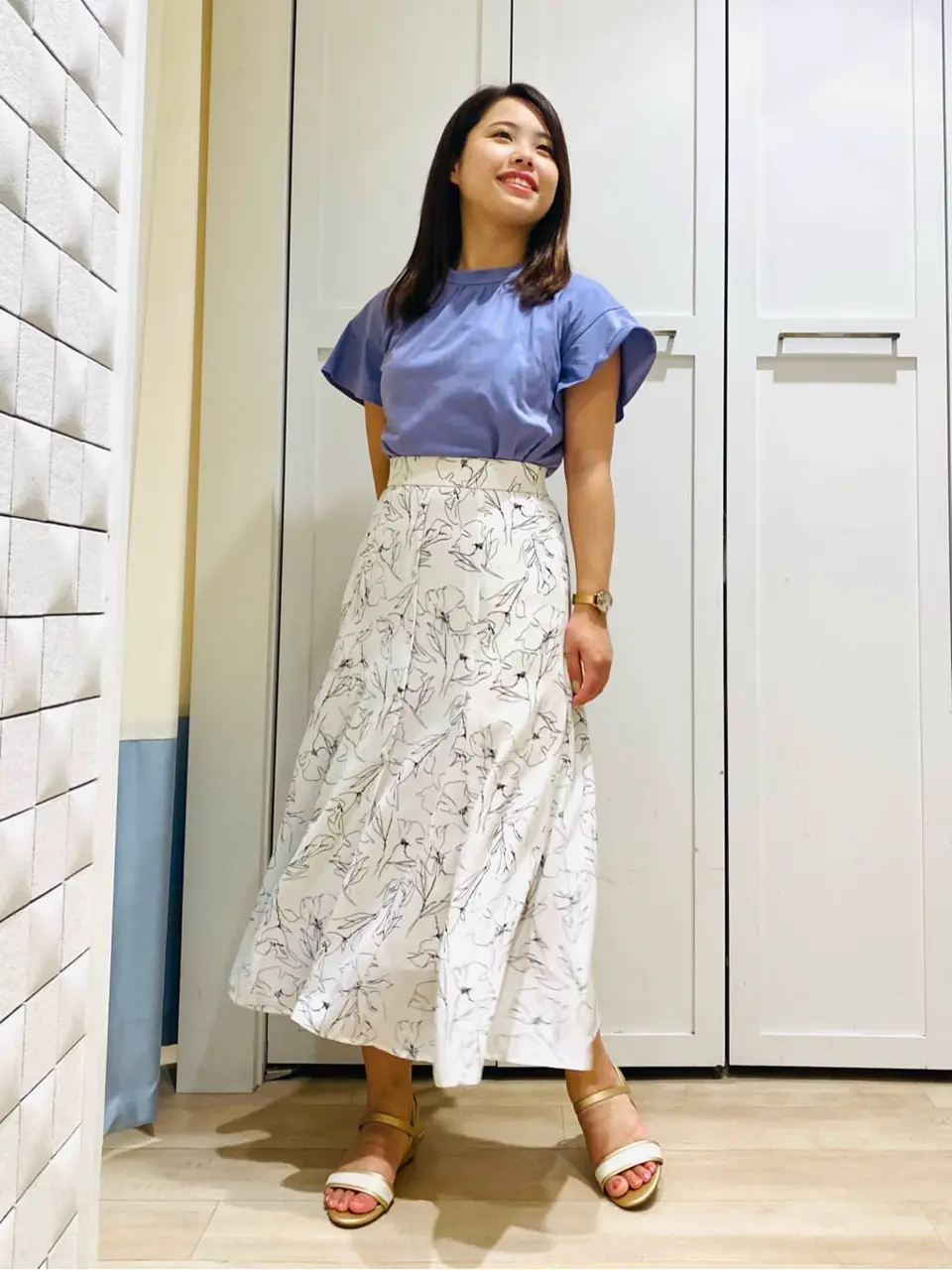 ANY SIS スタッフ コーディネート画像