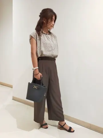 ANY SIS 権田 コーディネート画像