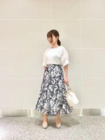 ANY SIS 浅野 コーディネート画像