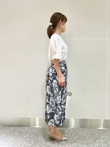 ANY SIS 浅野 コーディネート画像