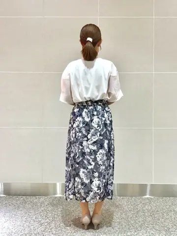 ANY SIS 浅野 コーディネート画像