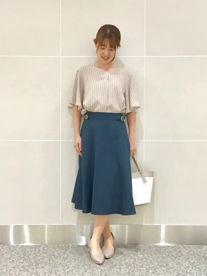 ANY SIS 浅野 コーディネート画像