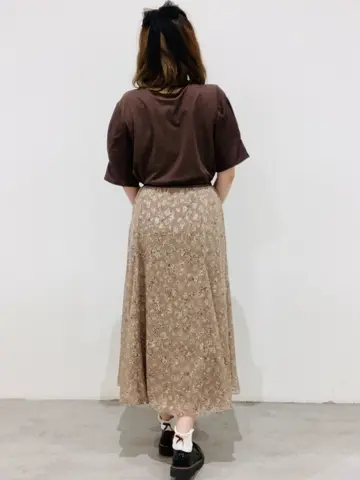 ANY SIS 川根　彩 コーディネート画像