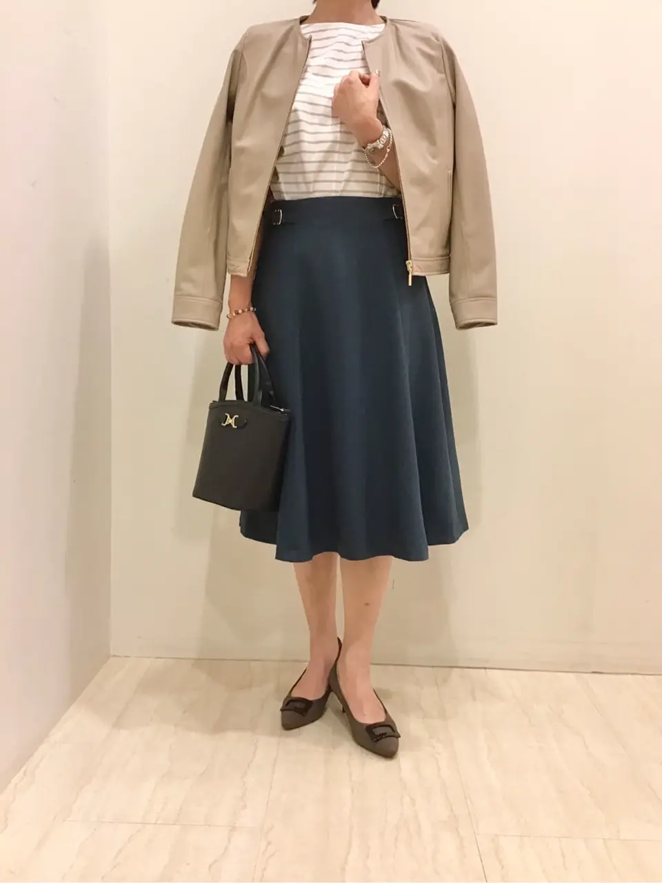 ANY SIS 藤森 コーディネート画像