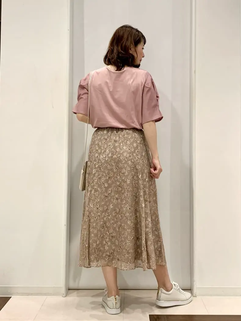 ANY SIS 横田 コーディネート画像