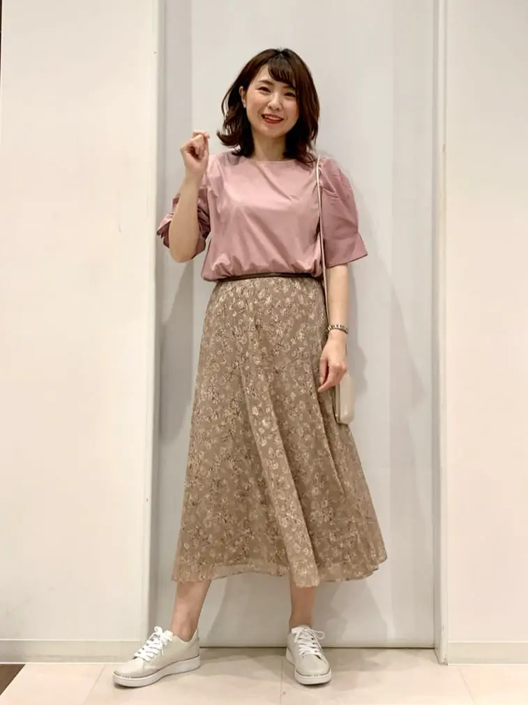 ANY SIS 横田 コーディネート画像