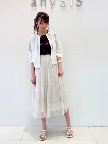 ANY SIS スタッフ コーディネート画像