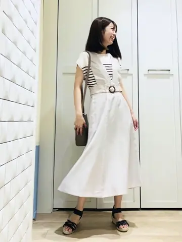 ANY SIS スタッフ コーディネート画像