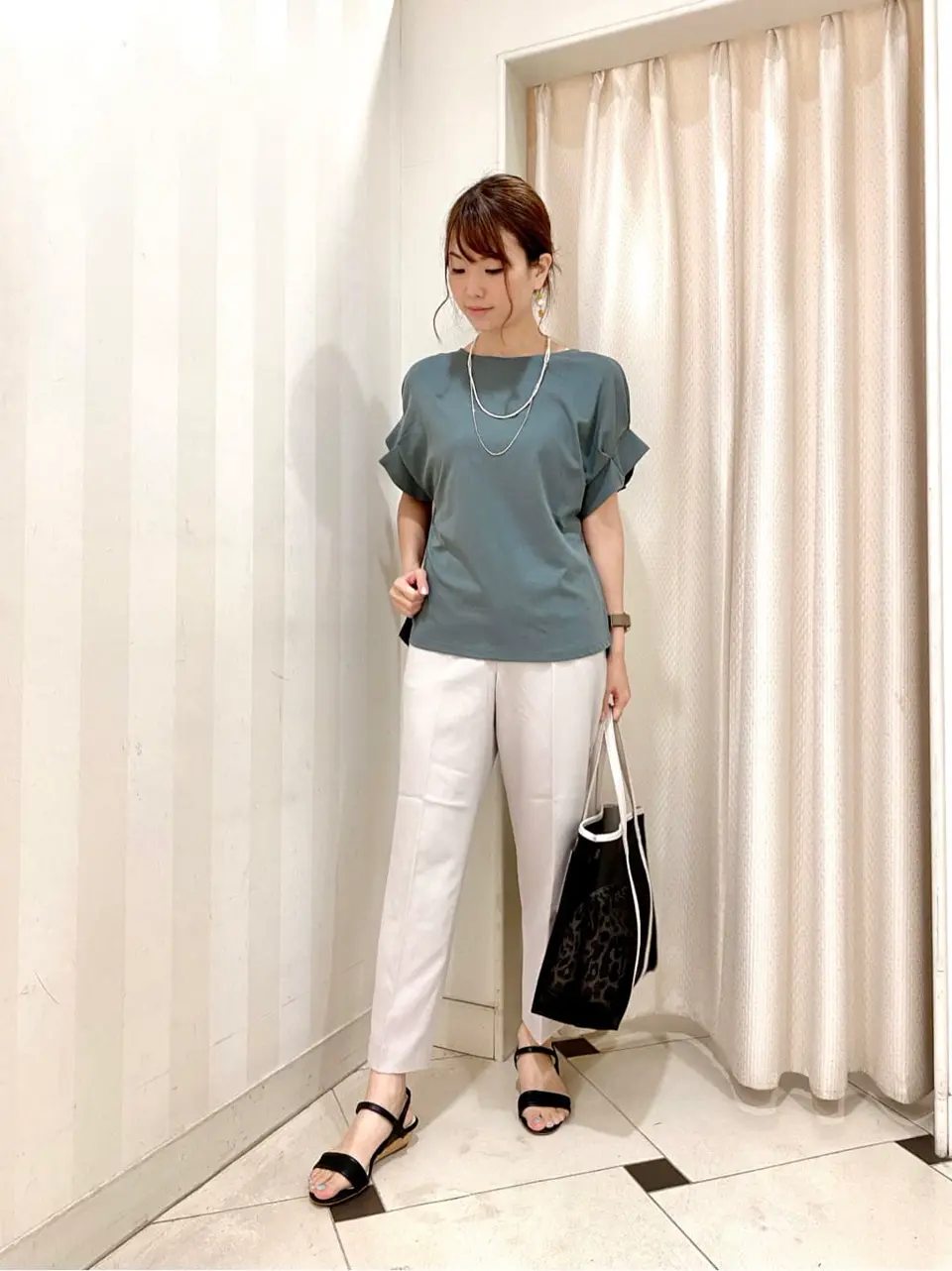 ANY SIS 金井 コーディネート画像